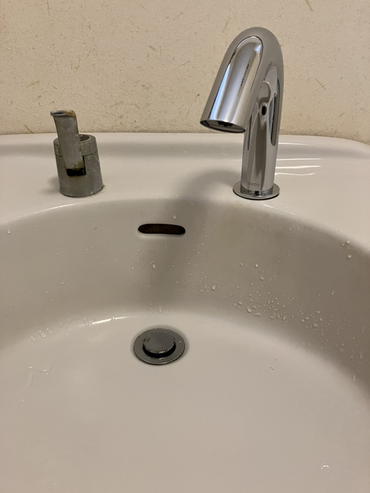 手洗い水栓取替