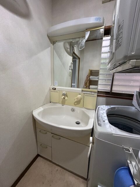 洗面化粧台取替